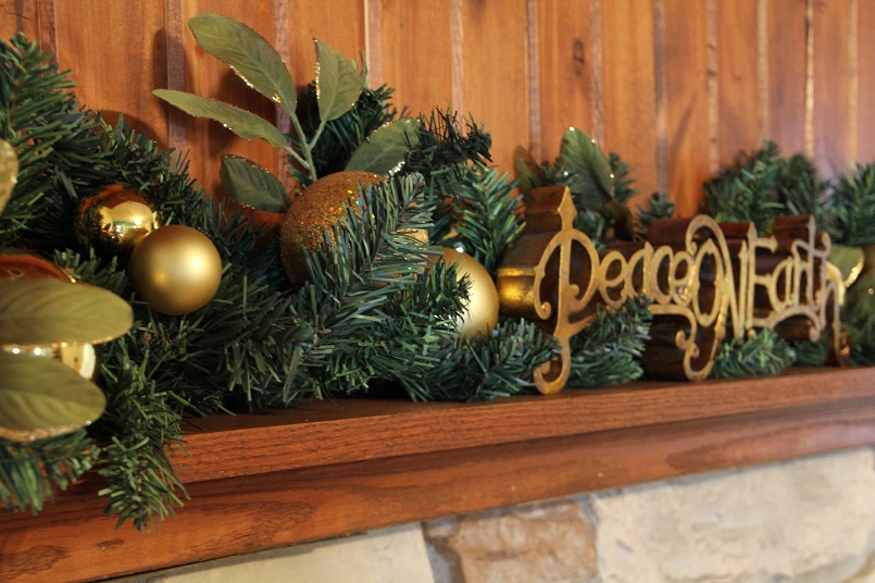 Top Christmas Décor Tips From The Best Interior Designers