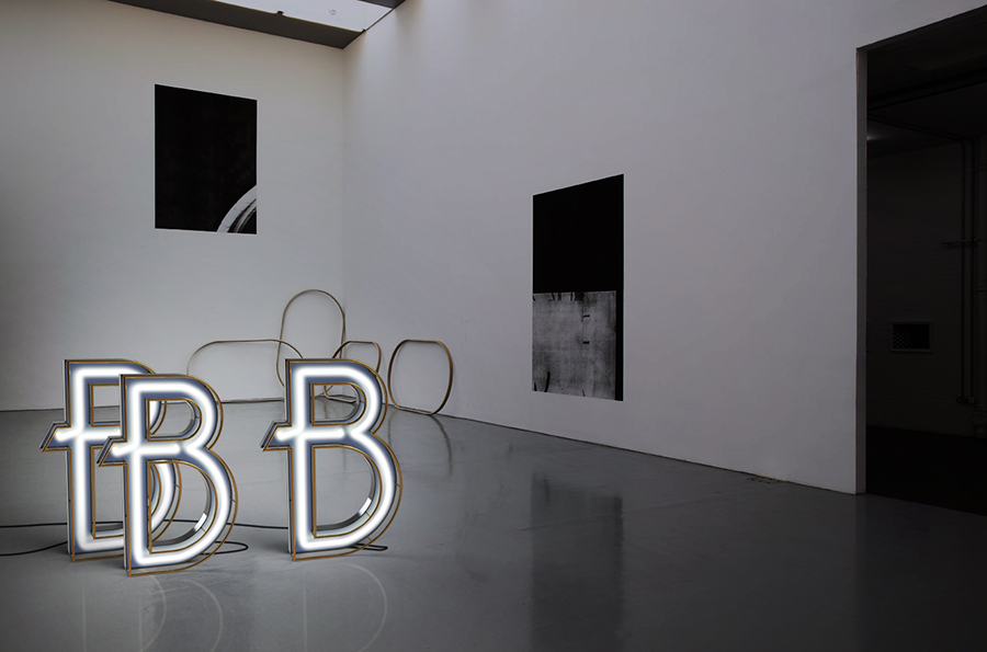 Improve Your Home Interior Design With Unique Lamps ➤To see more Unique Design Projects visit us at http://www.bestdesignprojects.com #interiordesign #interiordecoration #interiordecor
