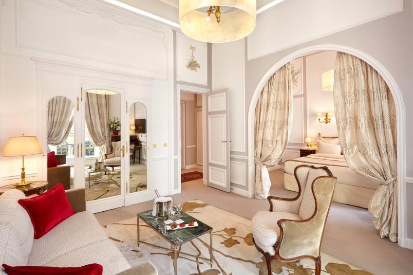 Top 10 Boutique Hotel Design Projects In Paris To Visit Today ➤ To see more news about the Best Design Projects in the world visit us at http://www.bestdesignprojects.com #bdny #bdny2017 #homedecor #interiordesign #bestdesignprojects @bocadolobo @delightfulll @brabbu @essentialhomeeu @circudesign @mvalentinabath @luxxu @covethouse_