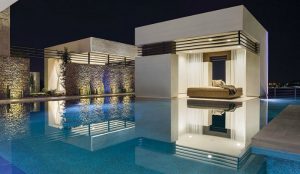 contemporary-pool-infinity-edge-pinnacle-award-winner-Anthony-Sylvan-Pools-Las-Vegas-NV (1)