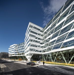 swedbank top building2
