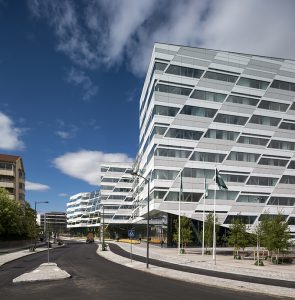 swedbank top building3