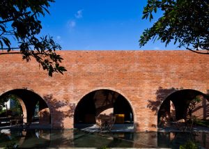 FABULOUS VIETNAM COFFEE DESIGN MADE OF 24 BRICK ARCHES6