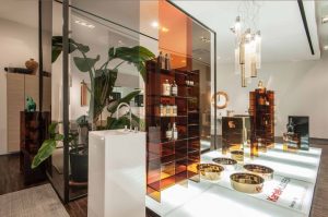 The-Best-Design-Projects-of-ICFF's-Speakers-kartell-by-laufen-milano-store